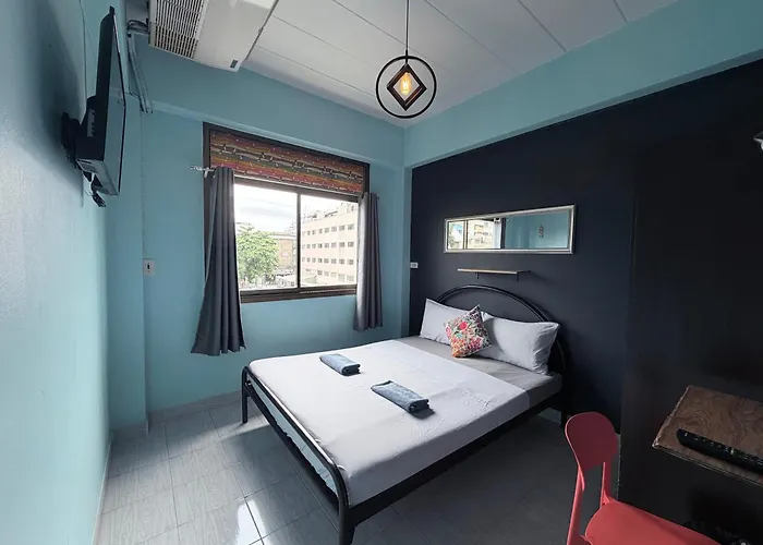 Mam's House Khaosan 招待所